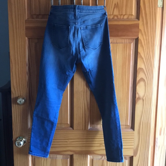 Jeans - Picture 2 of 2